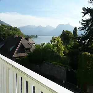 https://appartement-a-talloires.hotels-rhonealpes.com